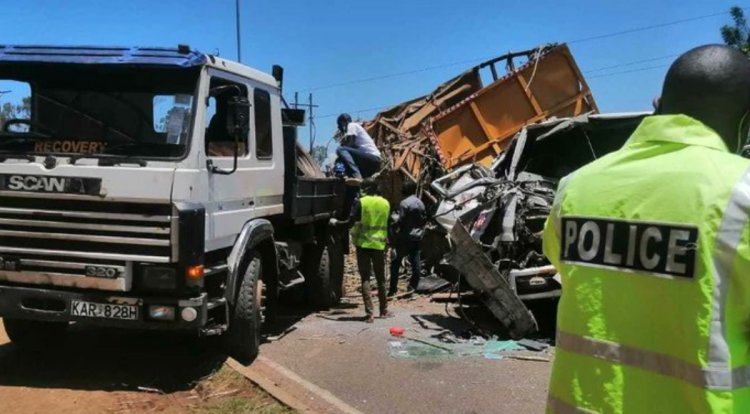 JUST IN 2 people Dead as Tractor Crashes along Kisumu- Nairobi Highway{ PHOTOS }
