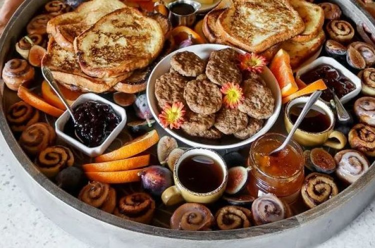 What To Include On A Brunch Board
