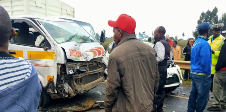9 Vehicles Collide  At Kinungi Area Leaving One Dead