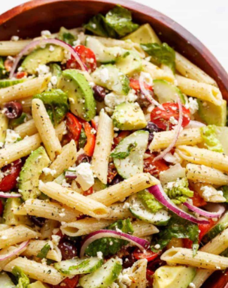 How to Prepare Lemon and Avocado Mediterranean Pasta Salad