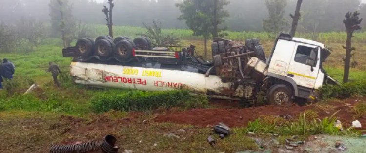 Fuel Tanker Overturns In Kamandura, Limuru