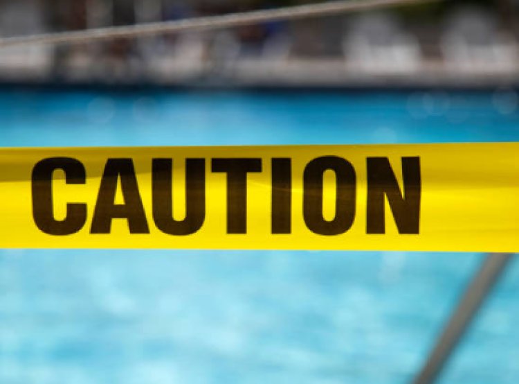 Two Girls Drown In Hotel Swimming Pool